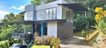 En venta lujosa y exclusiva casa en Perez Zeledon