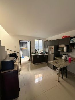 Casa dos Plantas en venta o alquiler en Alborada, San José, Costa Rica — foto 7