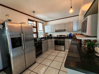 Casa dos Plantas en venta en San Antonio, Desamparados, San José, Costa Rica — foto 6