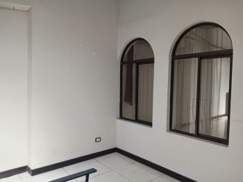 Hermosa Casa en San Juan de Tibas