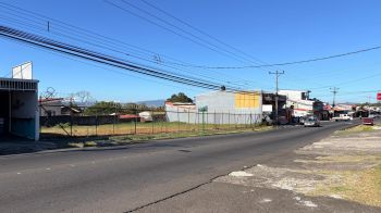 Terreno Comercial en la Trinidad de Alajuela