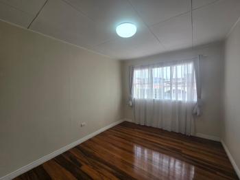 Casa dos Plantas en venta o alquiler en Tibás, San José, Costa Rica — foto 14