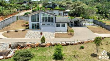 Exclusiva Casa en Venta Miravalles Perez Zeledon