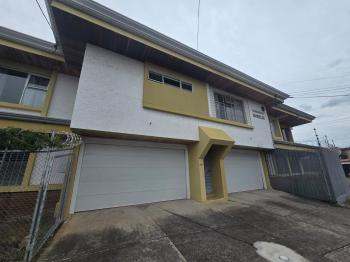 Venta de Apartamento Amueblado en Sabana Sur