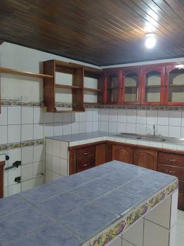 Casa dos Plantas en venta en Hatillo Centro, San José, Costa Rica — foto 2