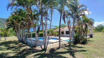 Hermosa Propiedad de  6000 Mts.  Con Casa y Piscina