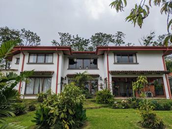 Vendo Espectacular Casa en Coronado, Costa Rica