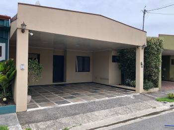 Casa una Planta en venta o alquiler en Condominio Antigua, El Guarco, Cartago, Costa Rica — foto 1