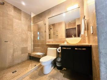 Condominio en Oceano Suites And Residences, Jacó