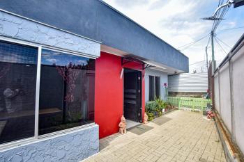 Moderna y Conveniente Casa de 3 Recámaras en Barrio San Francisco, Pérez Zeledón