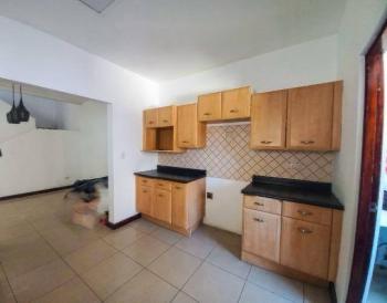 Casa dos Plantas en venta en Rohmoser, San José, Costa Rica — foto 3