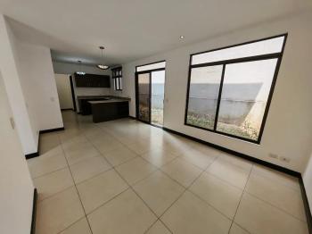 Casa dos Plantas en venta en Condominio Atocha, Heredia, Costa Rica — foto 4
