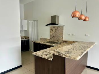 Apartamento en alquiler en Condominio Terrafe, Heredia, Costa Rica — foto 7