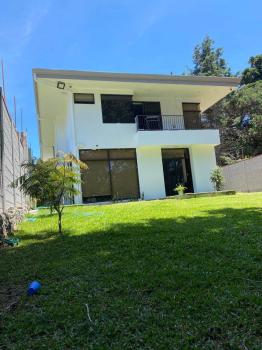 Se Vende Bella Propiedad Con Casa en San Rafael de Heredia.