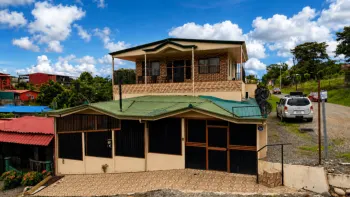 Casa dos Plantas en venta en Barrio Laboratorio, Pérez Zeledón, San José, Costa Rica — foto 1