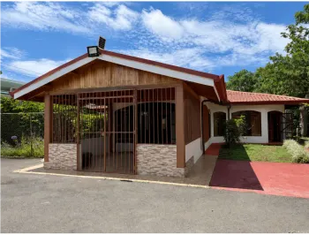 Stunning Property For Sale in Atenas, Alajuela