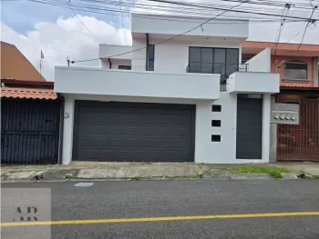 Sale of a Beautiful House in Mercedes Norte, Heredia