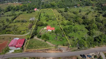 Un Pedazo de Cielo, en Cajón de Pérez Zeledón